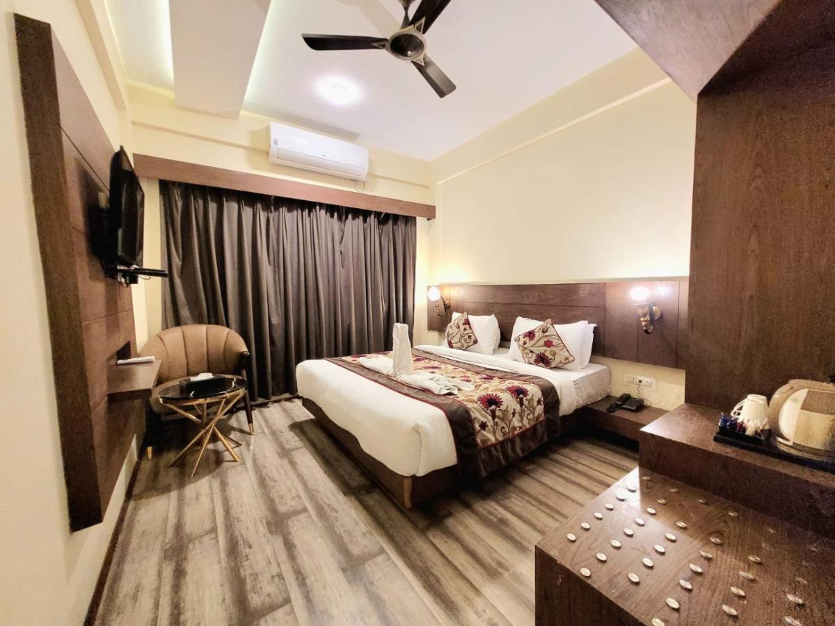 Hotel Green Rooms, Vintage Luxury Near Dal Lake Srinagar  Exterior photo