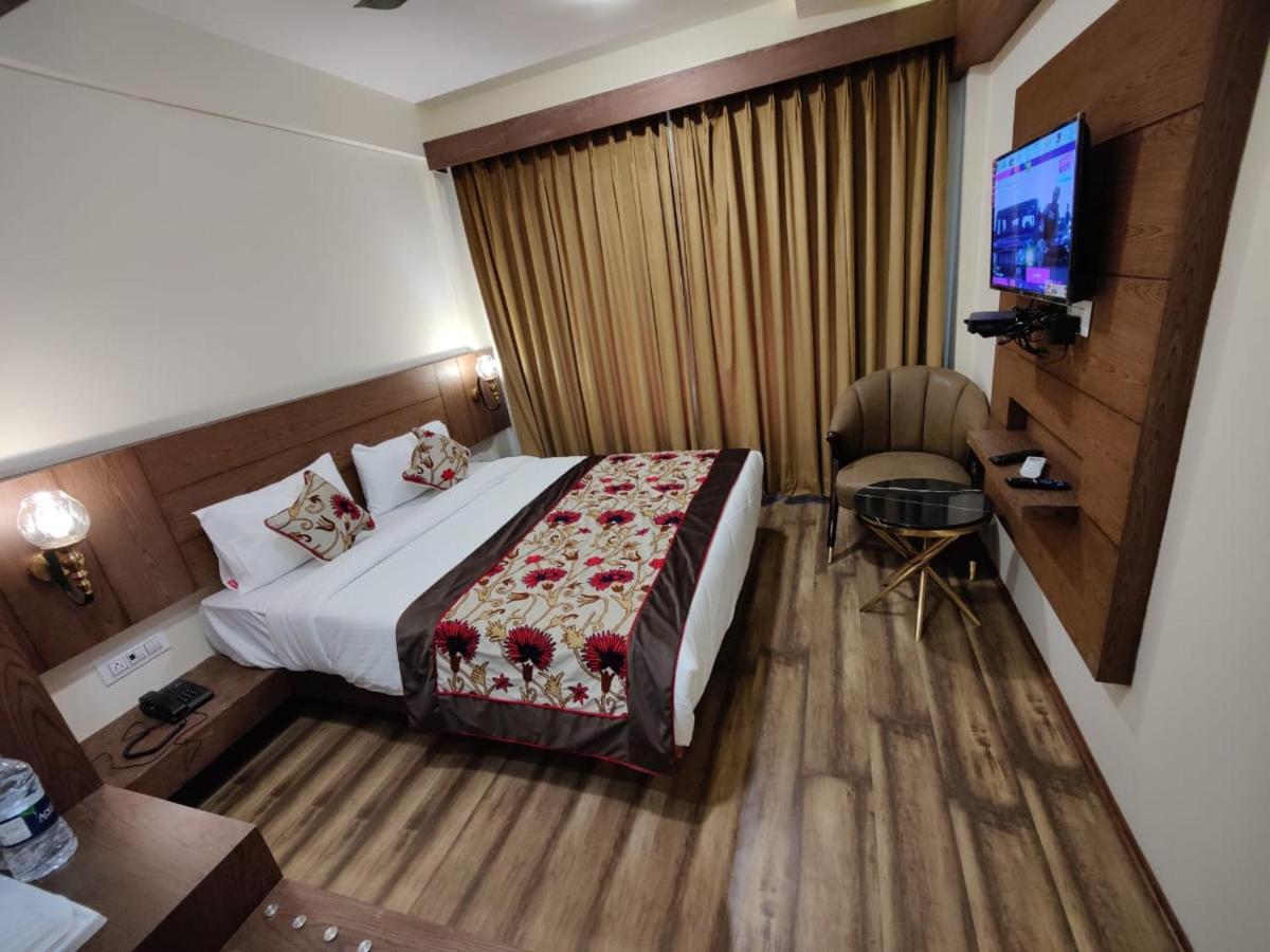 Hotel Green Rooms, Vintage Luxury Near Dal Lake Srinagar  Exterior photo