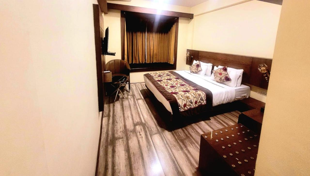 Hotel Green Rooms, Vintage Luxury Near Dal Lake Srinagar  Exterior photo