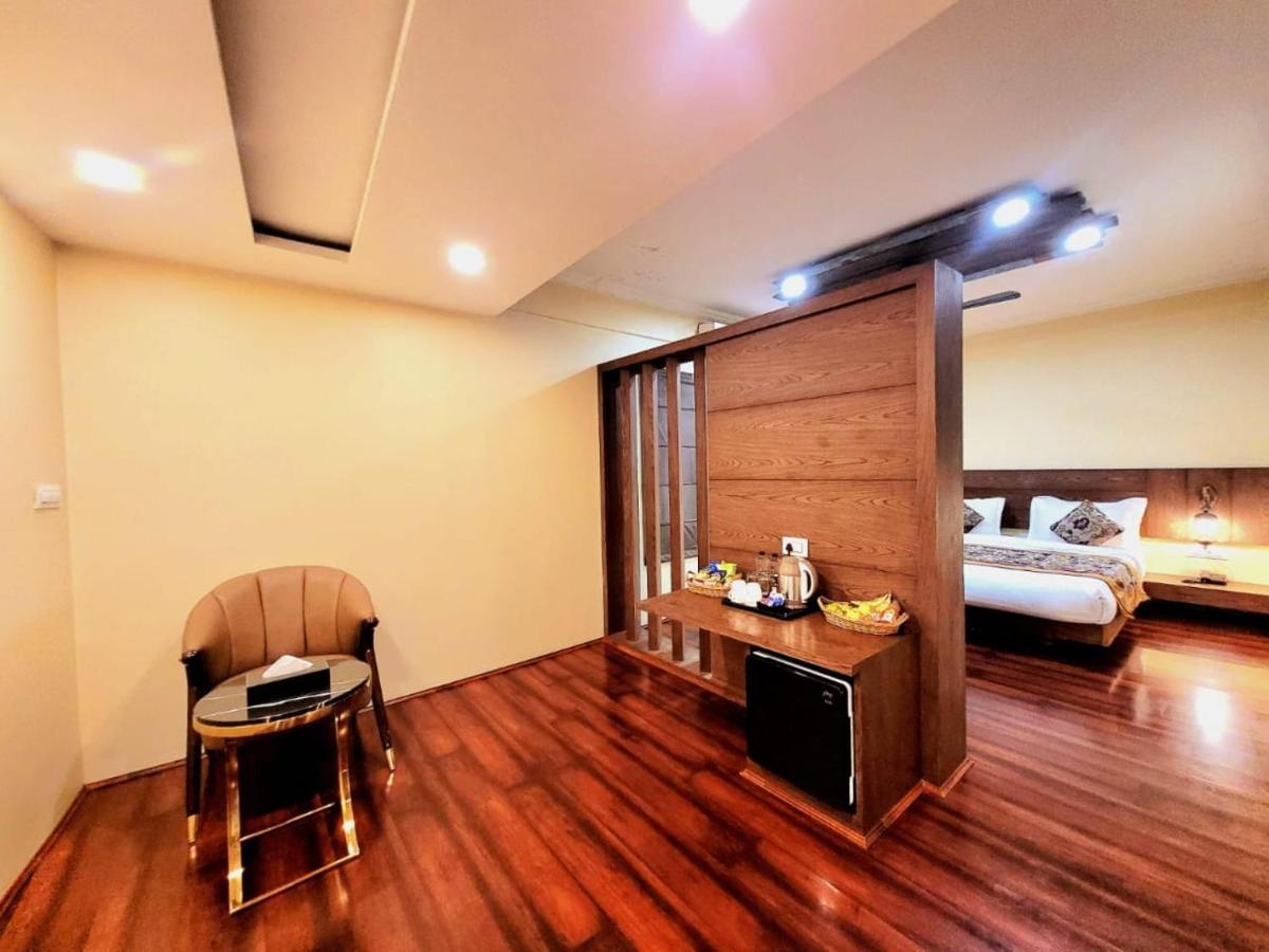 Hotel Green Rooms, Vintage Luxury Near Dal Lake Srinagar  Exterior photo
