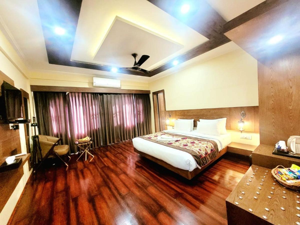 Hotel Green Rooms, Vintage Luxury Near Dal Lake Srinagar  Exterior photo